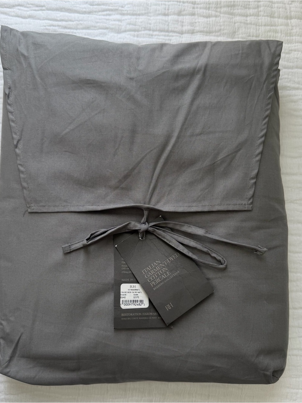 Restoration Hardware White ITALIAN GARMENT-DYED COTTON PERCALE SHEET SET - Picture 2 of 8